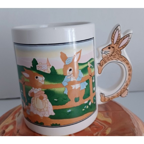 VTG Easter Mug Cup Anthropomorphic Bunny Rabbit Handle Easter Scene ArtMark - Picture 4 of 9